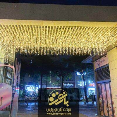 نورپردازی ورودی فروشگاه ، نمایشگاه و... با استفاده از ریسه آویز قندیلی